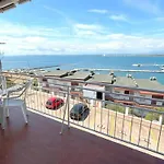Hermoso En Con Terraza Y Garaje, A 600m De La Playa - Hisp-312-8 *