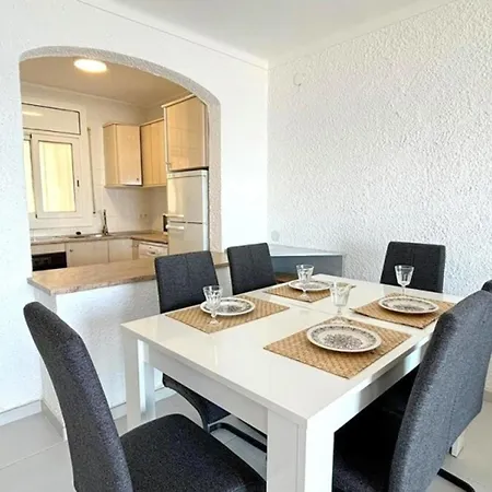 Apartamento Hermoso En Con Terraza Y Garaje, A 600m De La Playa - Hisp-312-8 Roses